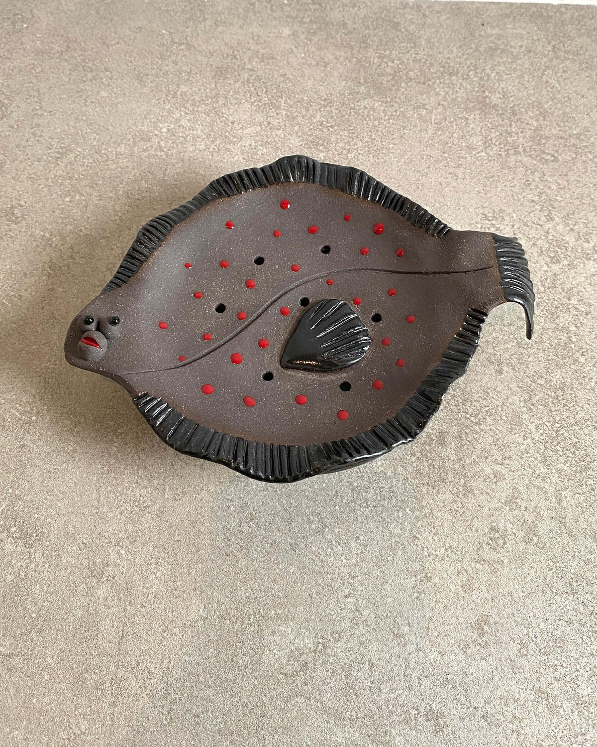 Sæbeskål Finn set ovenfra som fisk